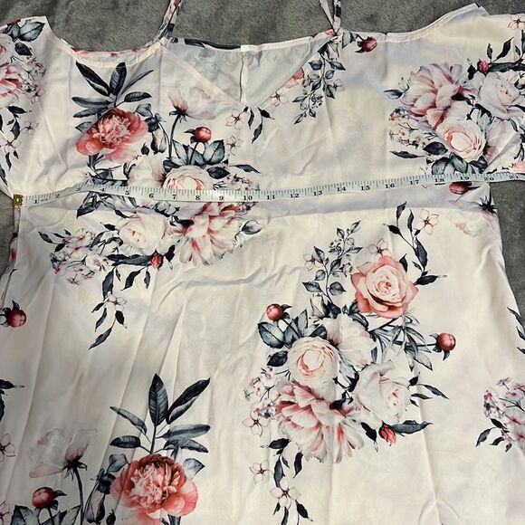 Light Floral Sundress - Picture 3 of 4